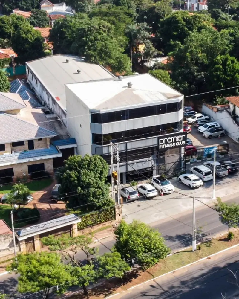 Fachada del gimnasio Lambaré